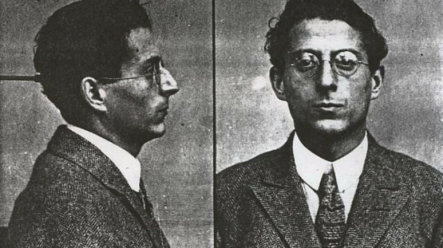 Andreu Nin (líder del P.O.U.M) es assassinat pels agents de la policia soviètica.