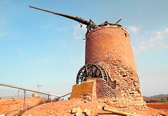 molinos de agua y de viento