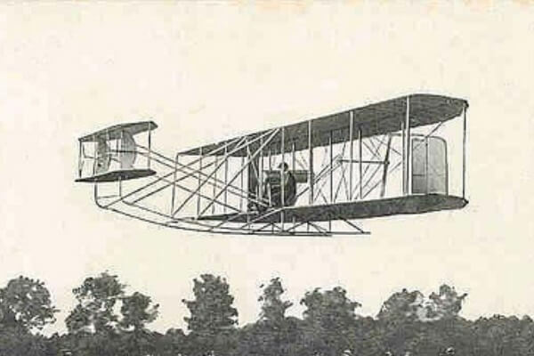 Se inventa el primer Avión