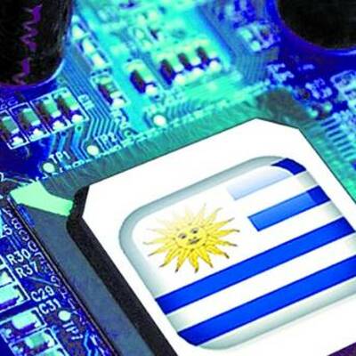 Timeline: Evolución de la Informática educativa en el Uruguay