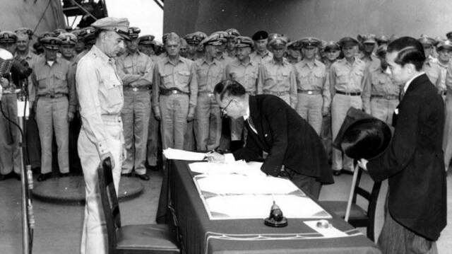 Firma de la rendición de Japón