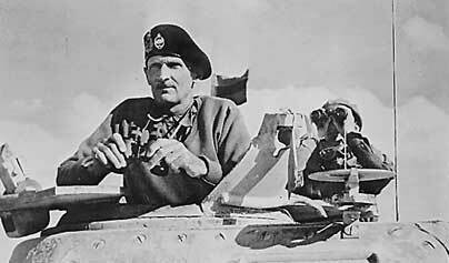 El ejército anglo-estadounidense desembarca en Sicilia y su avance provoca la caída del régimen de Mussolini y la firma de un armisticio de Italia con el bando aliado