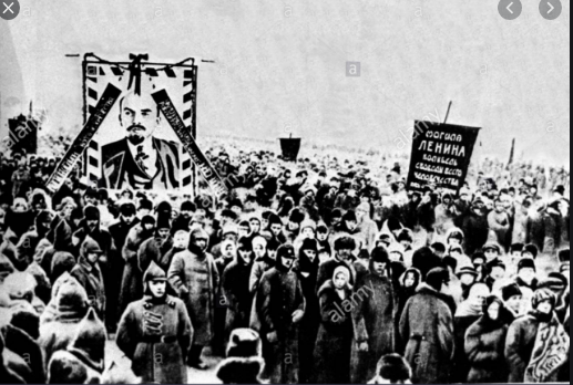Lenin Dies