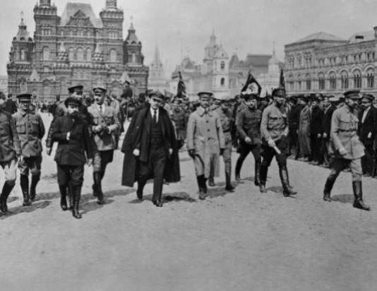 Bolsheviks overthrow the Provisional Government and take control
