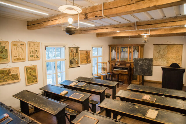 Normitud kirjakeele õpe eesti rahvakoolides