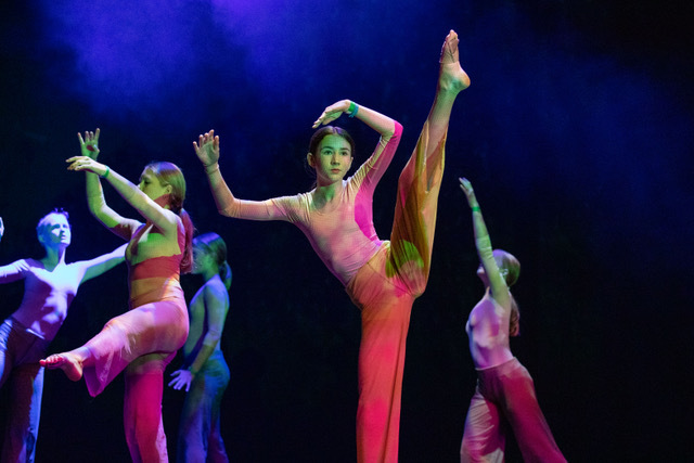 dotE osales ETHL Tantsuhuvihariduse Galal "Läbi lapse silmade!"