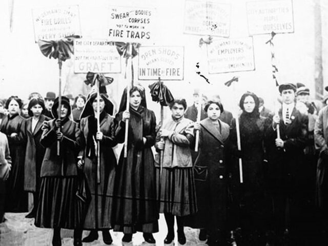 Huelga en demanda de "pan y paz"