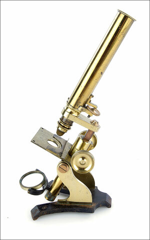 PRIMER MICROSCOPIO COMPUESTO