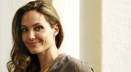 Timeline: H ζωη της Angelina Jolie