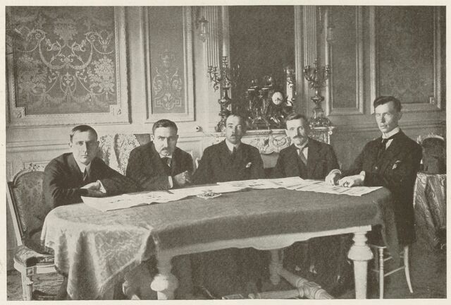 Poliitilise toe otsimine välismaalt