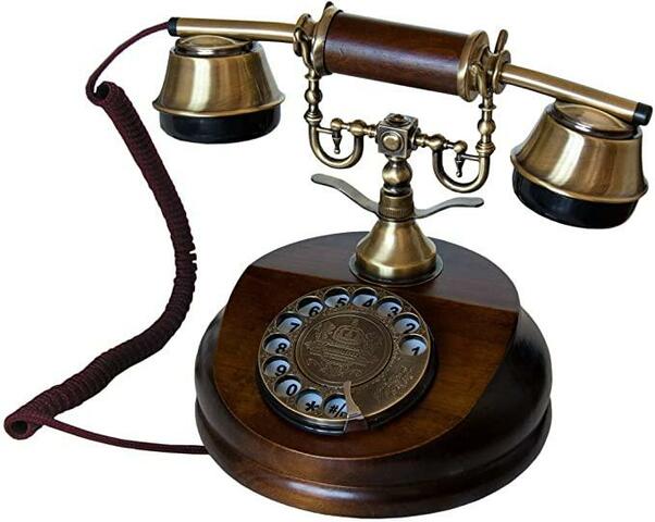 Rotary dial telephone