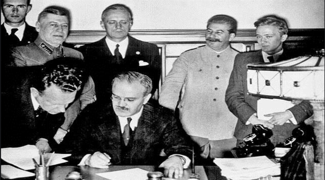 Pacto ribbentrop molotov