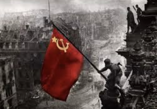 Rusos ocupan Polonia, Hungría, Bulgaria y Rumania