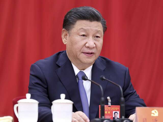Xi Jinping wird zum Generalsekretär der KPCh gewählt