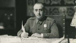 El general Franco hace público el último parte bélico el día 1: la guerra ha terminado con la victoria de quienes se habían sublevado tres años antes.