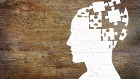 Moscovitch y Craik (1976)