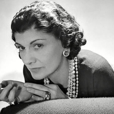 Timeline: BIOGRAPHIE DE COCO CHANEL