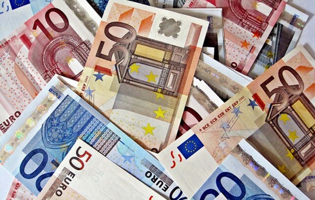 Crisi econòmica derivada de l'esclat de la Bombolla financera (2008 - 2015)