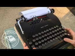 Typewriters to write essays and text