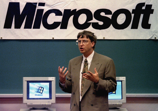 Bill Gates crea Microsoft