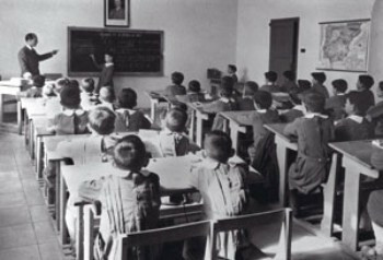 POLÍTICA Y EDUCACIÓN