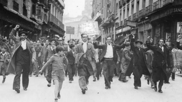 Victoria de la CEDA en las elecciones