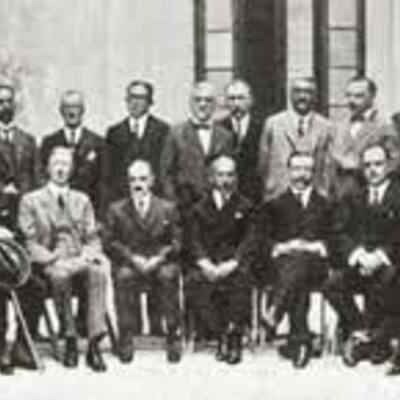 Timeline: Orígenes e historia de la Salud Pública