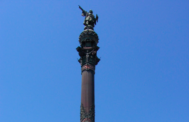 Estatua de Colón incendiada