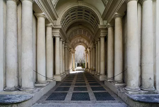 Galleria Spada (Borromini)