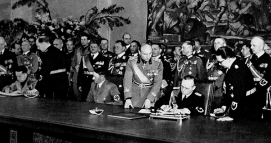 Hitler signs alliance with Mussolini