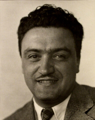 José Villagrán García