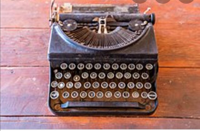 Maquina de escribir 1714