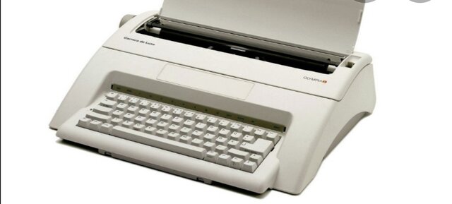 Maquina de escribir eléctrica