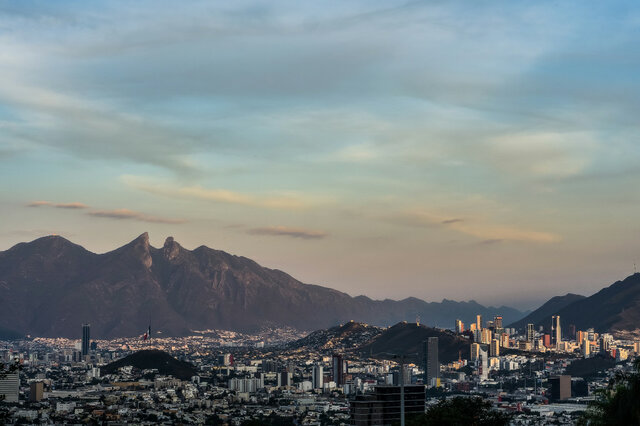 Construcción de las torres Saqqara