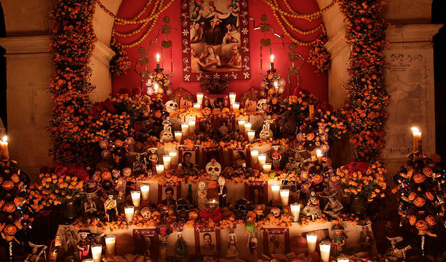 Conmemoración del Día de los Muertos en las comunidades indígenas mexicanas