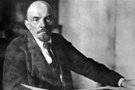 Stalin le dio a Trotsky la fecha equivocada para el entierro de Lenin,
