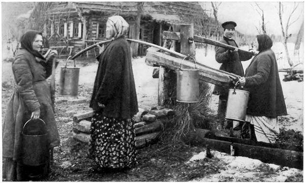 Stalin adoptó una nueva política de izquierda supuesto para la industria y la agricultura.