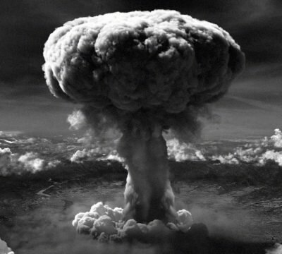 Bombardeos atómicos