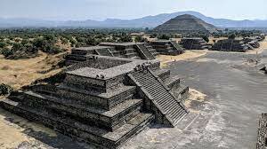 aztec found the city of tenochitlan