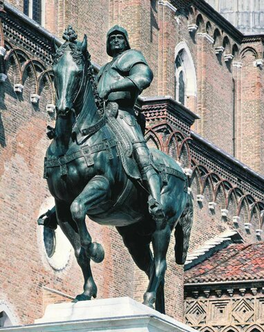 Condottiero, estatua ecuestre por Donatello