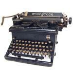 MAQUINA DE ESCRIBIR MAGNE