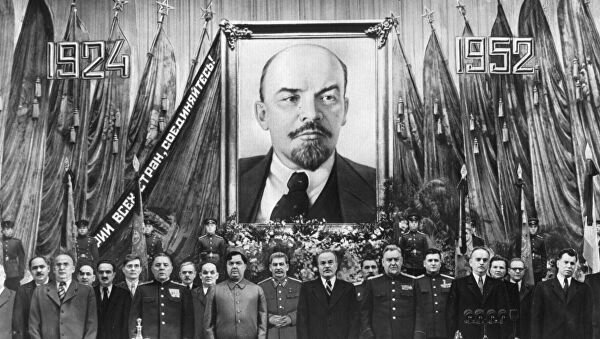 MORT DE LENIN