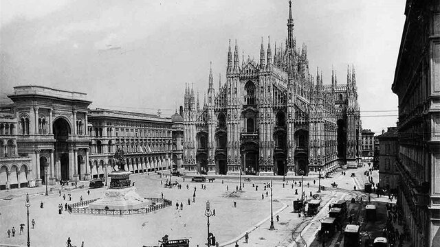 Se traslada a Milán