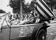 Aprobación del Estatuto de Cataluña.