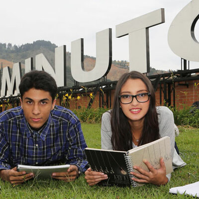 Timeline: Nociones básicas de la Educación para el Desarrollo.