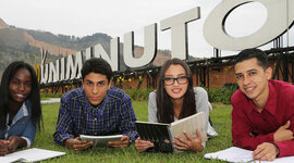 Timeline: Nociones básicas de la Educación para el Desarrollo.