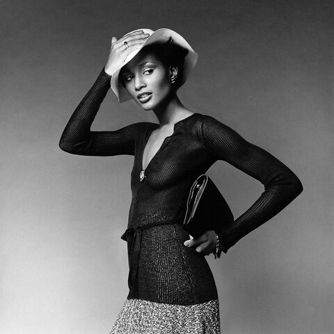 Beverly Johnson is the first African American woman to grace the cover of a major fashion publication when she is featured on the cover of glamour