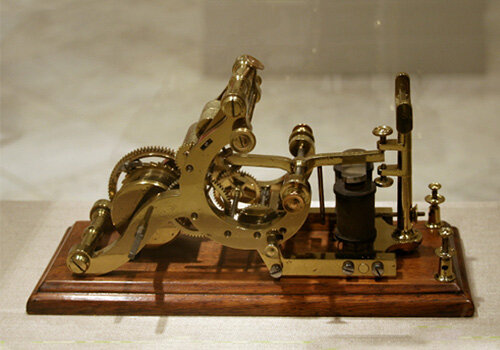 Se tendió la línea telegráfica entre Callao y Lima