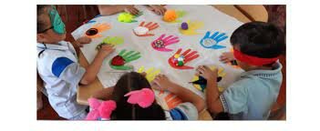 En Colombia se incluye la educación preescolar como el primer nivel del sistema educativo.