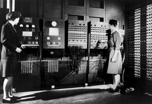 Eniac(Electronic Numerical Integrator And Computer)